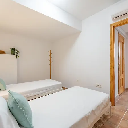 2 Bed Duplex In Boliches - Modern Comfort - Pass The Keys Daire *