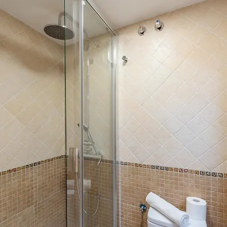 2 Bed Duplex In Boliches - Modern Comfort - Pass The Keys * Fuengirola